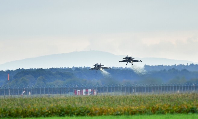 Изтребители прехващачи на НАТО отново трябваше да правят извънредни излитания