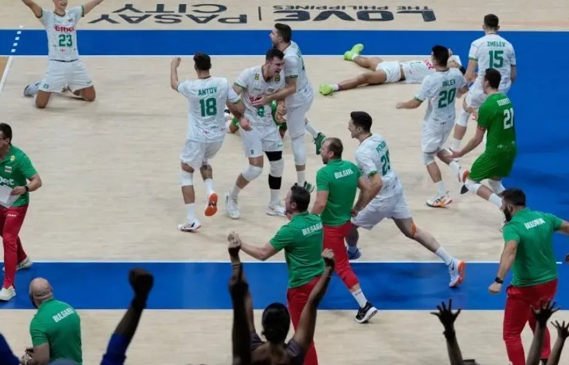 България излиза срещу Чехия в първия полуфинал на световното първенство