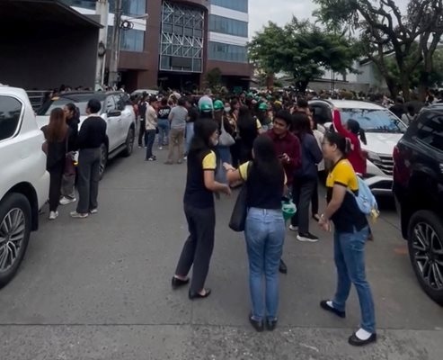 Земетресение с магнитуд 7 6 разтърси филипинския остров Минданао съобщи Европейско средиземноморският