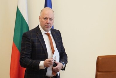 Министър председателят Росен Желязков отменя насроченото за сряда 15 октомври заседание