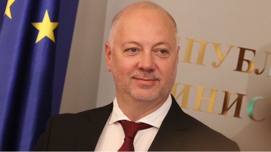 Премиерът Росен Желязков свиква работно съвещание с министри във връзка