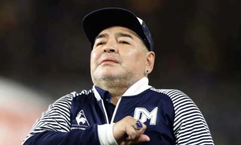 Петимата наследници на футболната легенда Диего Марадона който почина през