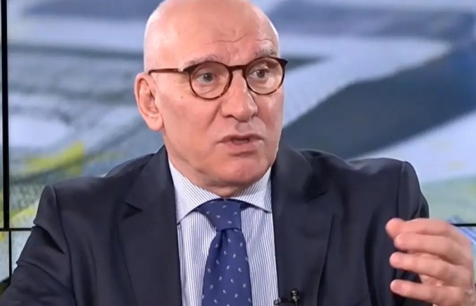 Рисковете на непрекъснати дефицитни бюджети които се използват предимно за