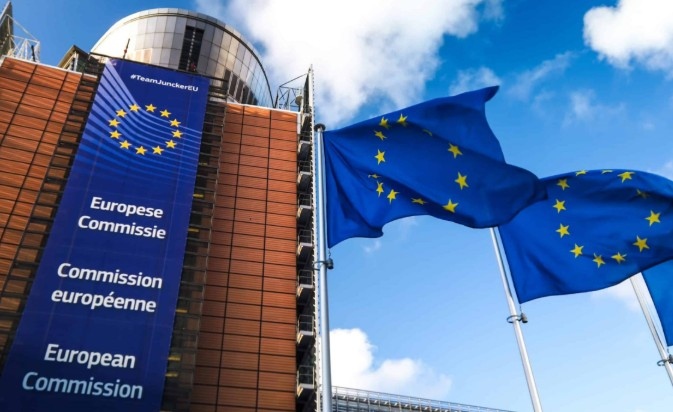 Засега не виждаме заплаха за доставките на горива Това заяви говорител