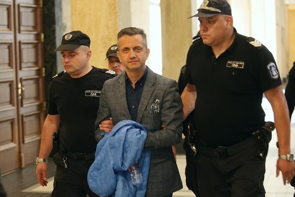 Бившият шеф на митницата в Пловдив Мирослав Беляшки вече е