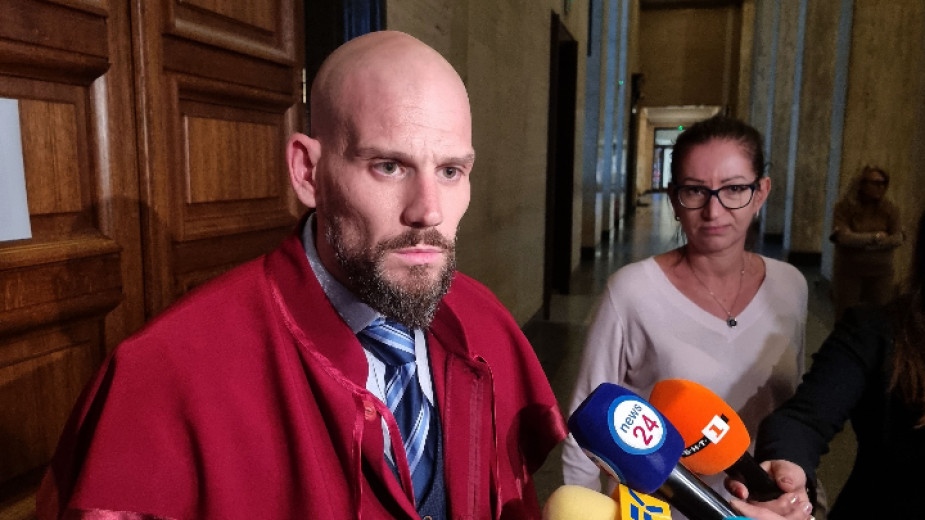 Софийският градски съд потвърди задържането под стража на бившия председател