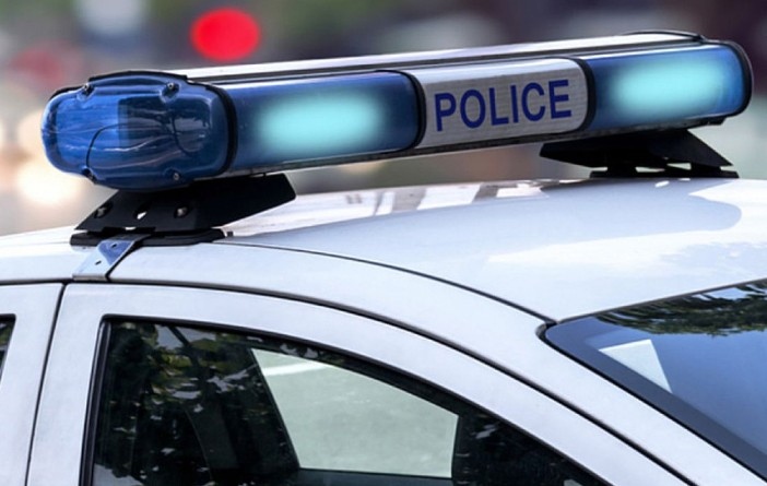 Два сигнала за бомби във френското и в американското