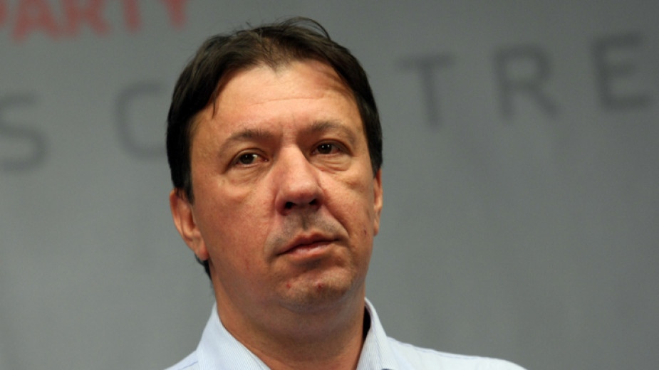 Това заяви пред БНР Явор Куюмджиев бивш министър на икономиката