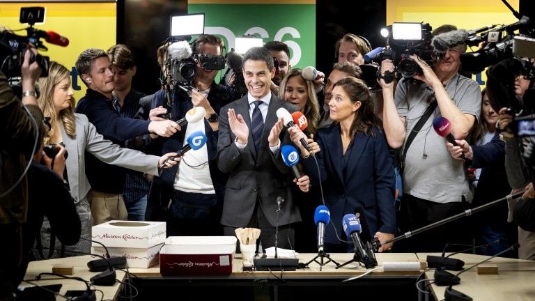 Центристко либералната партия D66 на Роб Йетен спечели парламентарните избори в