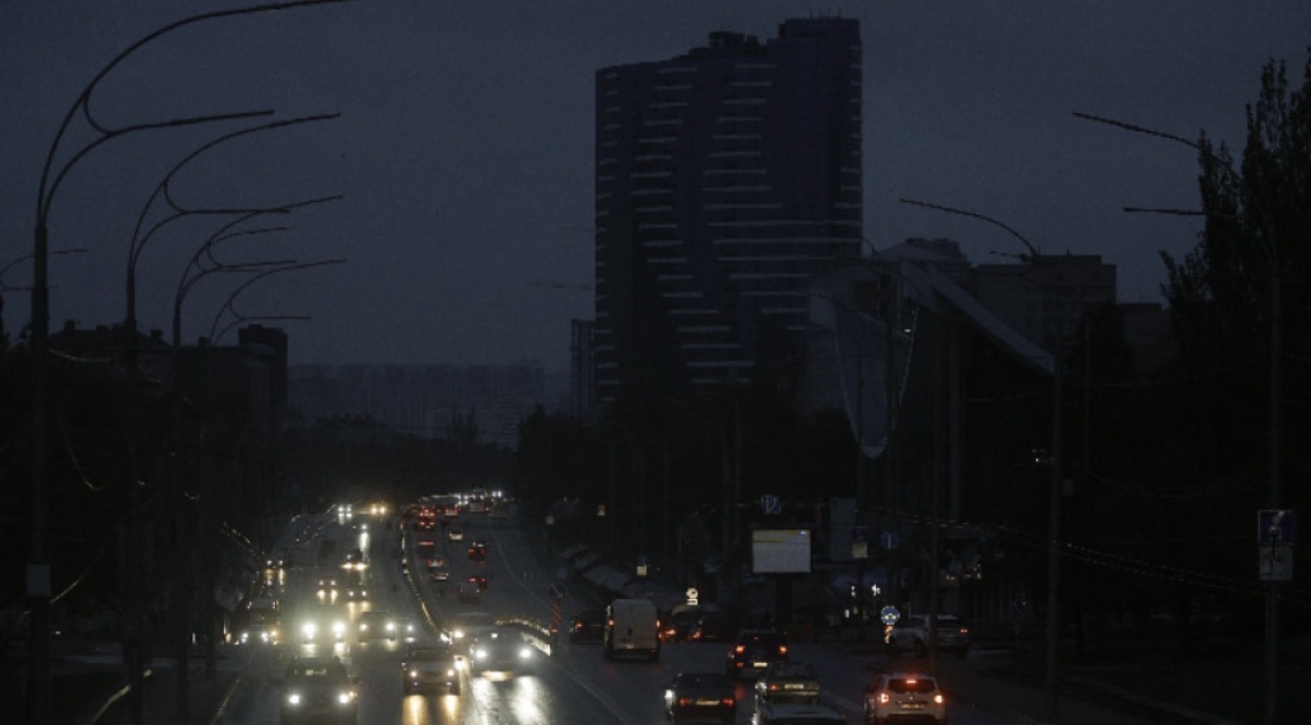 Разрушаването на газодобивните и електроразпределителните съоръжения заплашва с голяма криза