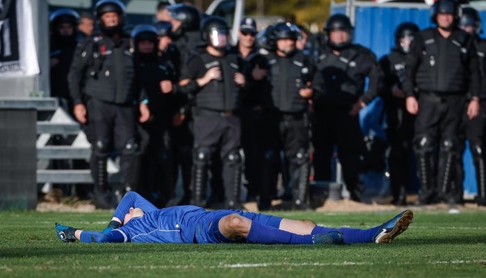 41–та минута от пловдивското дерби между Ботев и Локомотив мачът