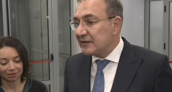 Социалният министър Борислав Гуцанов съобщи че предлаганото увеличение на осигурителната