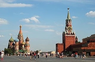 Клиенти вече си искат парите от български туроператори за спрените