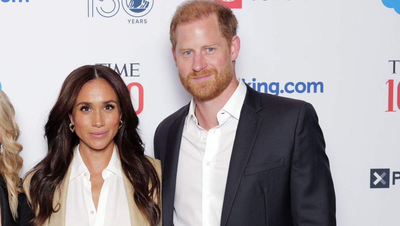 Според медии Принц Хари е все по раздразнен от вниманието което