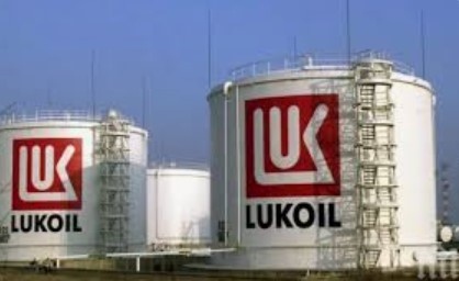 Швейцарският търговец на суровини Гънвор Gunvor обяви че оттегля предложението