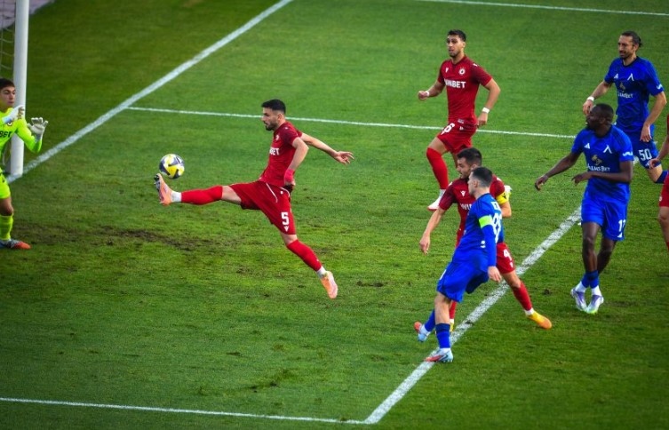 ЦСКА спечели 220 то издание на Вечното дерби на българския футбол