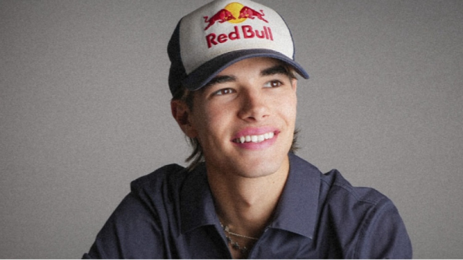 Никола Цолов ще дебютира преди края на сезона във Формула 2