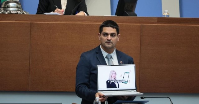 Лидерът на МЕЧ Радостин Василев пусна нов запис за  документно престъпление