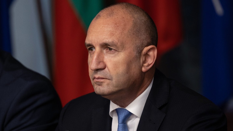 Президентът Румен Радев наложи вето върху промените в Закона за административното