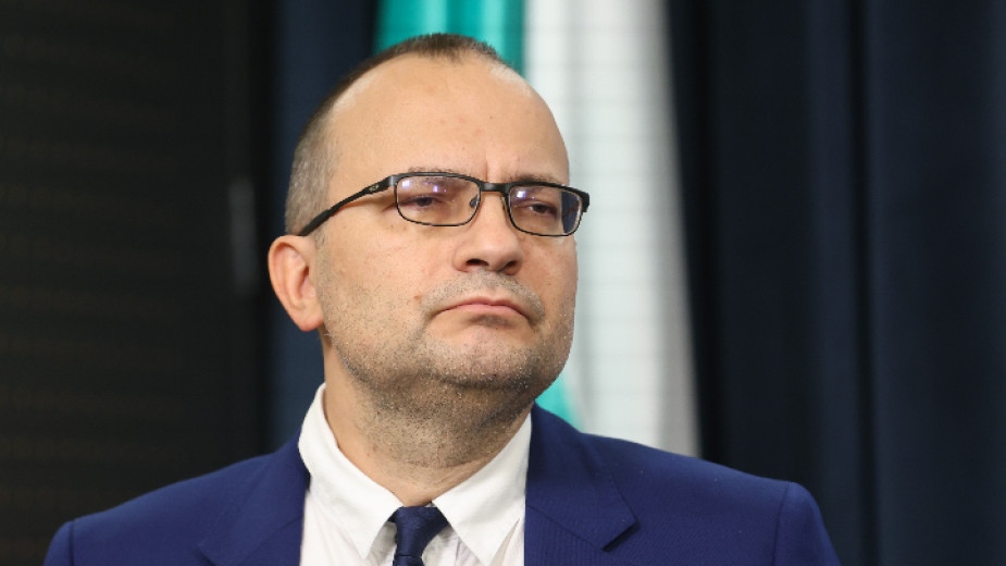 Депутати от ПП ДБ призоваха за Национален план за рафинерията Лукойл