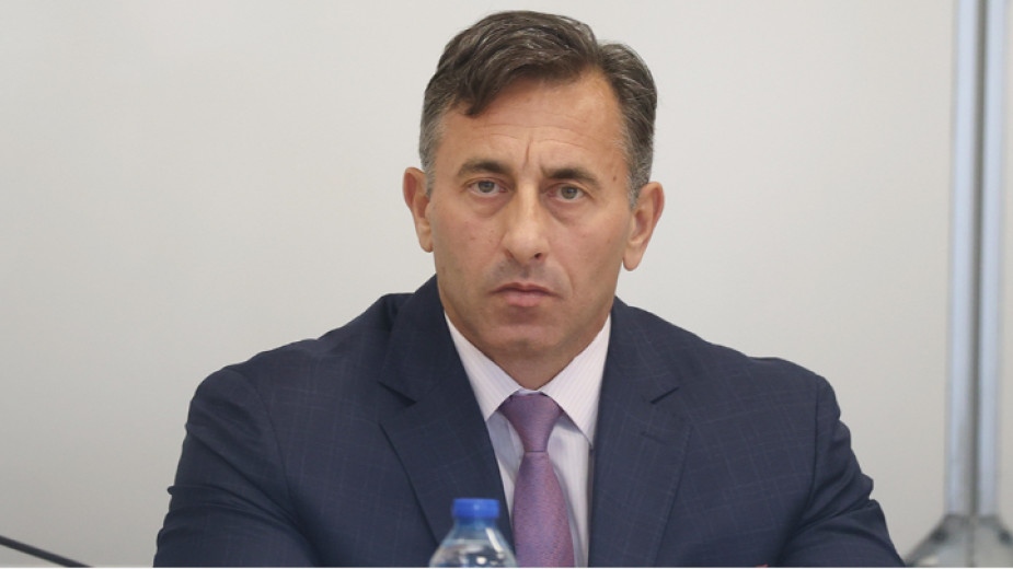 Директорът на НАП Румен Спецов вече е вписан като особен