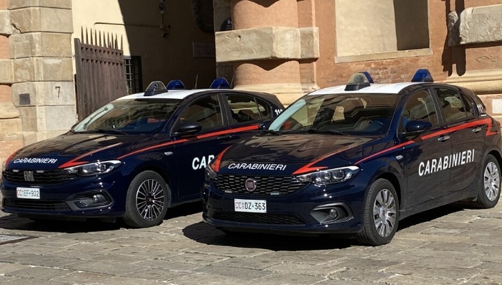 Маскирани обраха магазин на Louis Vuitton разположен на улица Марио