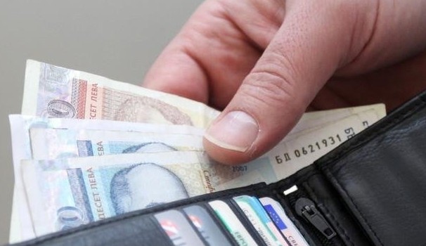 Коледни добавки за пенсионерите ще има ако има възможност Това