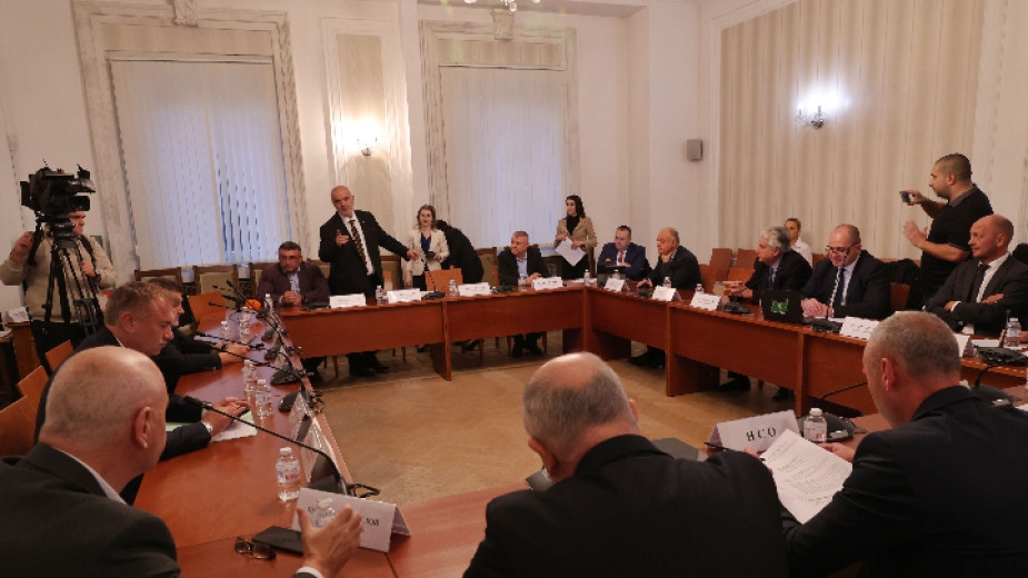 Парламентарната комисия по вътрешен ред и сигурност прие на първо