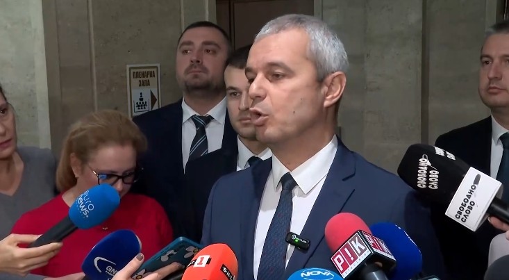 От Възраждане са събрали необходимия брой подписи и ще внесат