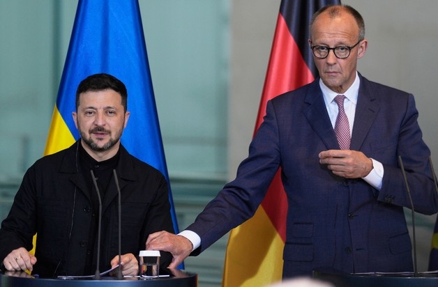 Германският канцлер Фридрих Мерц ще се присъедини към спешен разговор