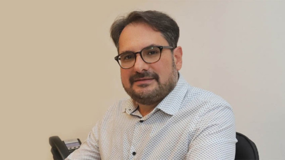 Според мен става дума за политическа репресия Имаме употреба на