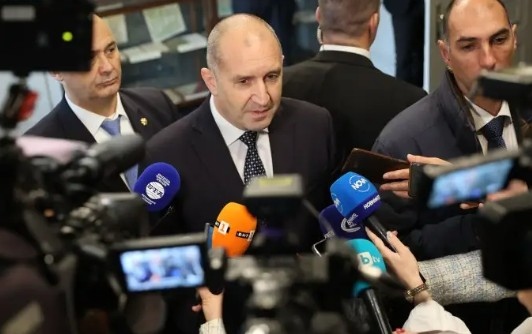 Мирни планове много но мирният договор се пише от победителите