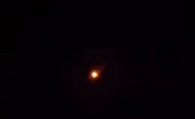 Огнено кълбо в небето придружено от силен тътен стресна жителите