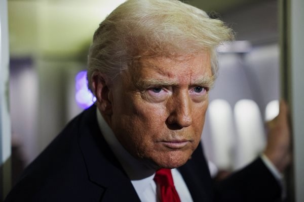 Американският президент Доналд Тръмпсе отказа насрочения краен срок в който Украйна