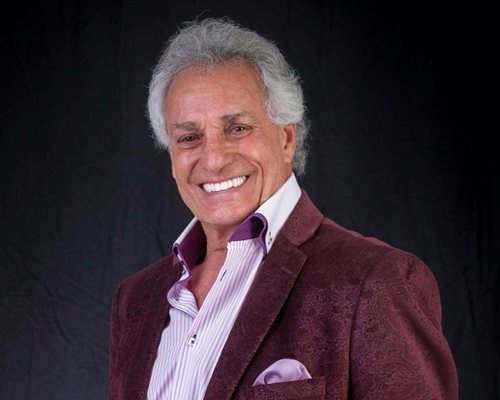 84 годишният актьор и певец Майкъл ДеЛано е починал  
Той доби популярност от участието