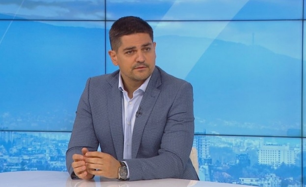 Величие е организирана престъпна група начело на която стои Ивелин