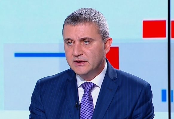 Спираме да взимаме решения по отношения на бюджета спираме временно