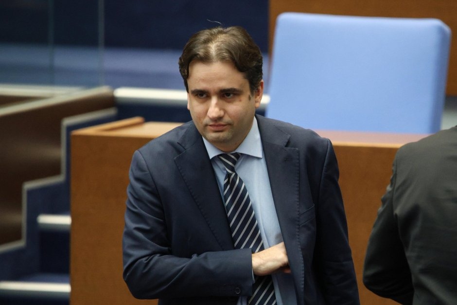 Не е време за празнуване а оттеглянето на Бюджет 2026