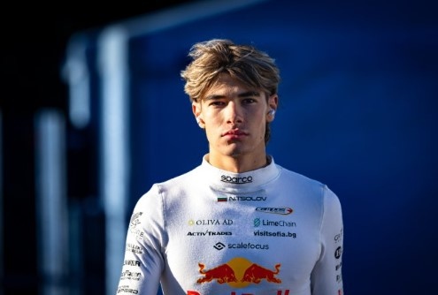 Никола Цолов завърши седми в дебюта си във Формула 2