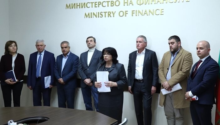 Поне 6 спорни въпроса се решават с новия вариант на