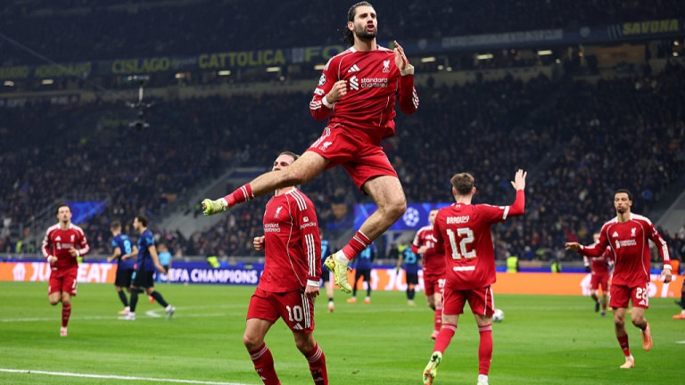 С гол от дузпа реализирана от Доминик Собослай в 88