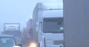 Десетки километри опашка от тирове по магистрала Марица край Свиленград