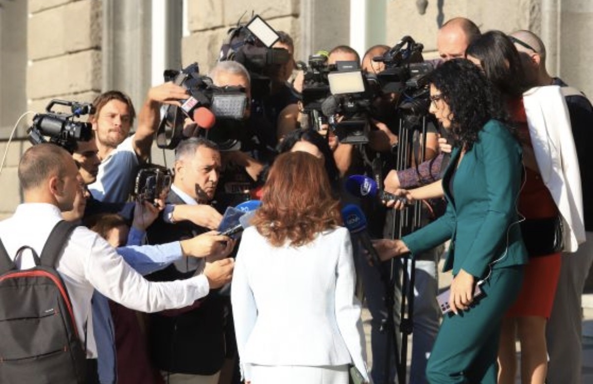 Съпредседателят на Да България Божидар Божанов реагира на списъка с журналисти