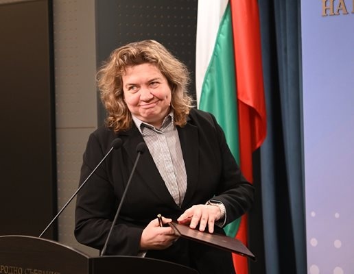 Няколко фактора събори този кабинет На първо място лошата