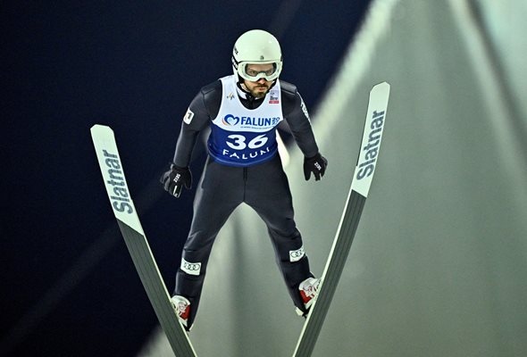 Владимир Зографски влезе в топ 15 на голямата шанца и