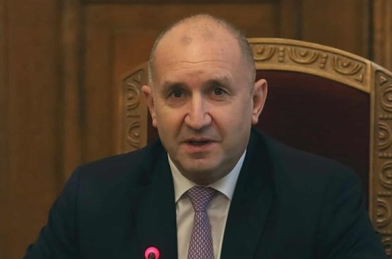 Президентът Румен Радев продължава консултациите за заставяне на правителство и