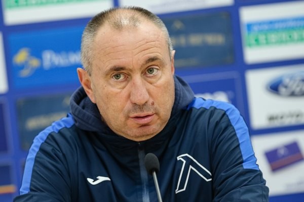 Воденият от Станимир Стоилов тим на Гьозтепе победи Самсунспор като