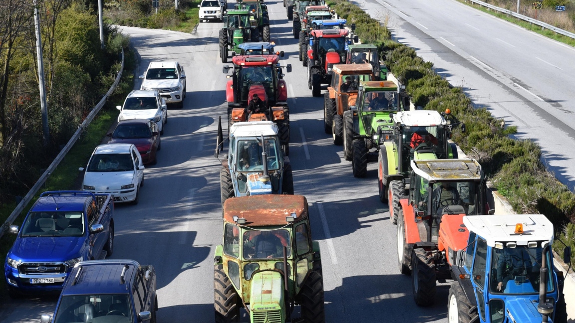 Пътните блокади в Гърция се прекратяват до петък 26 декември