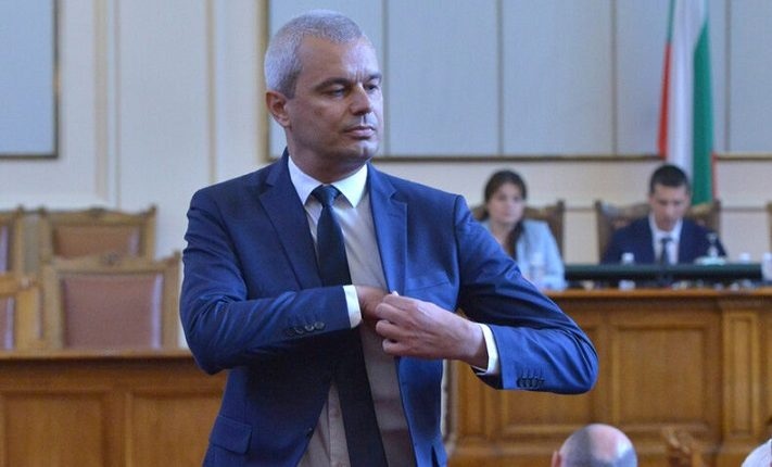 Лидерът на Възраждане Костадин Костадинов обитава от поне две години