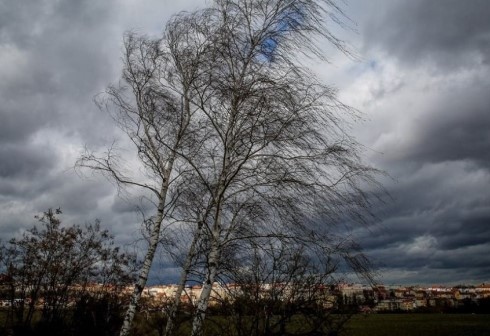 За опасно време в цялата страна предупреждават от Националния център